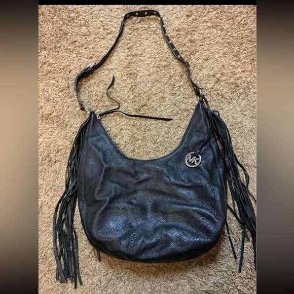 Michael Kors hobo bag with fringe - Picture 1 of 3